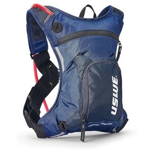 USWE Outlander Hydration Pack with Water Bladder  - NWT 3L